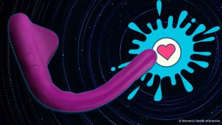 abstract squirt splash in blue with a heart spot at the center and the mystery vibe crescendo 2 g-spot-vibrator touching the spot
